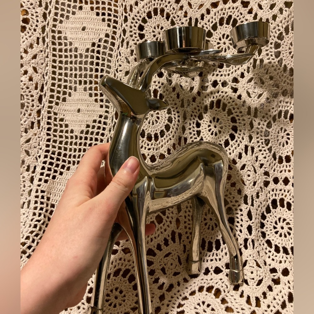 Reindeer Christmas Winter Tealight Candle Holder - Metal Tall Decor - Picture 3 of 15